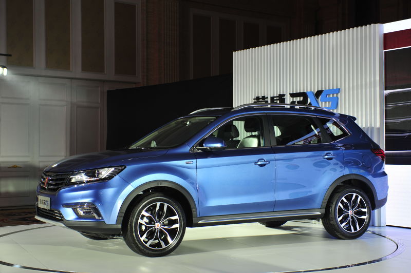 榮威RX5售價(jià)9.98萬(wàn)-17.98萬(wàn) 樹(shù)中國(guó)品牌SUV"品質(zhì)標(biāo)桿"