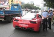 豪車車主被罰哭:剛開沒1小時就被交警攔住3次