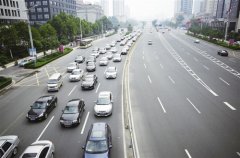 需求下滑 商用車企轉(zhuǎn)投乘用車懷抱