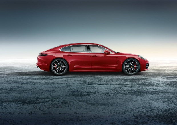 一抹胭脂紅 新Panamera Exclusive官圖
