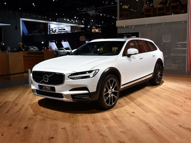 進(jìn)口T5車(chē)型 曝沃爾沃V90跨界版更多信息