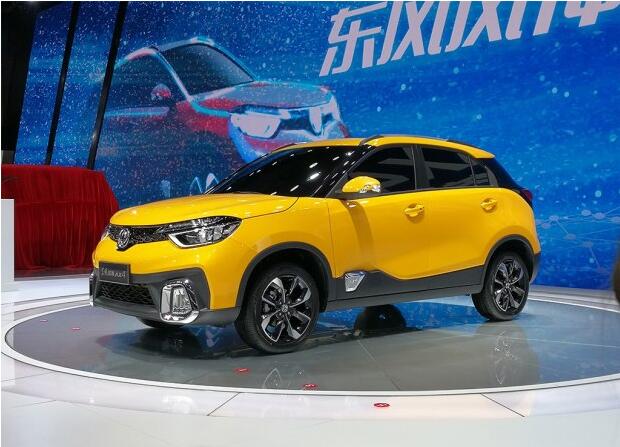 直擊2017上海車展：東風風神AX4正式亮相