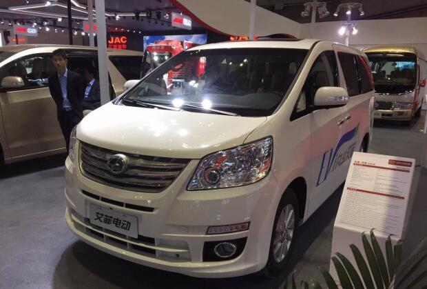 直擊2017上海車展：九龍艾菲純電動版亮相
