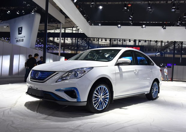續(xù)航300公里 東風(fēng)景逸S50 EV 9月上市