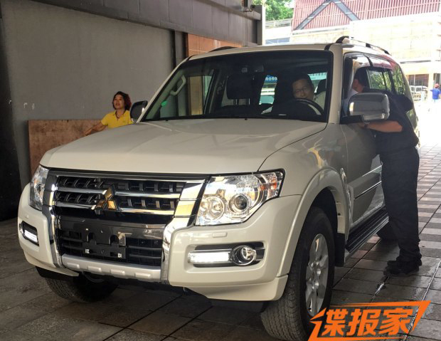 2017成都車(chē)展探館:2018款三菱帕杰羅