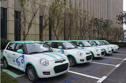 工信部苗圩:今年新能源汽車產(chǎn)銷量有望比去年增長(zhǎng)30%