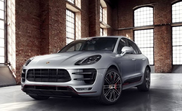 一抹紅的專屬感 Macan Turbo特別版官圖