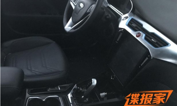 2018上半年上市 江淮iEVA50內(nèi)飾曝光