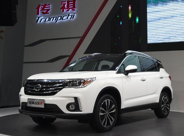 廣汽傳祺GS4車身車漆鼓包生銹已投訴多次