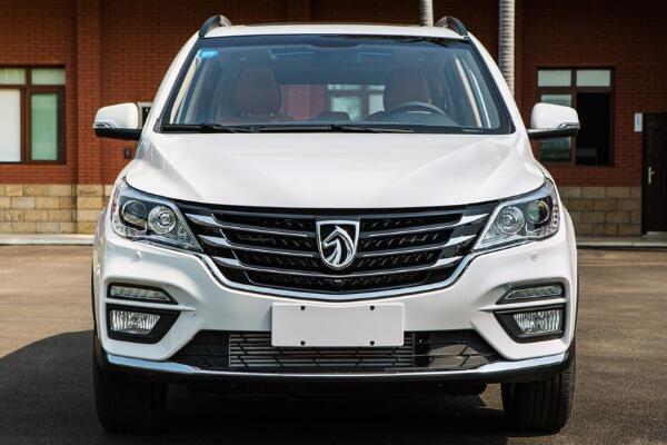 寶駿560剎車盤不平整后備箱須用力才能關(guān)閉