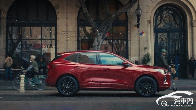 福特因起火風(fēng)險在美國召回12.5萬輛汽車