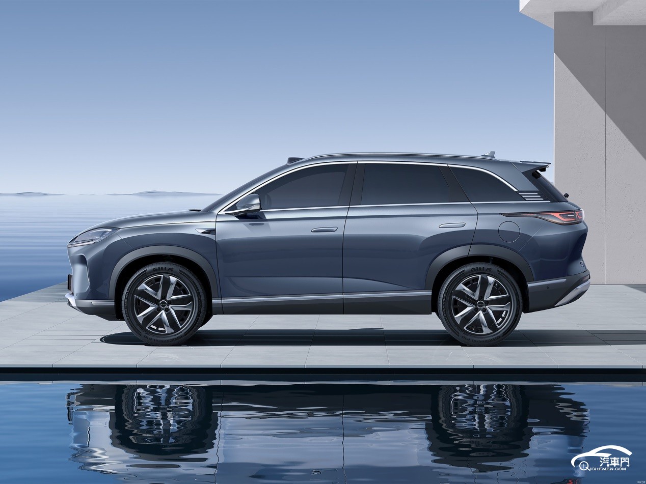 https://car3.autoimg.cn/cardfs/product/g31/M02/C0/3B/autohomecar__ChtlyGfEX6KAb54PAApl3Qr9phw133.jpg