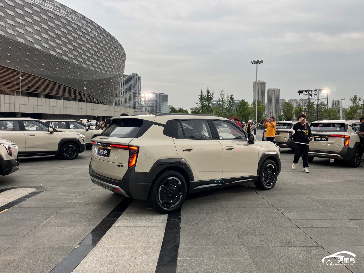 C:\Users\vornfit\Documents\xwechat_files\wxid_8qpkpadjgx2y71_1ee8\temp\2025-04\RWTemp\34002af082aea86e71e767cf14251935.jpg