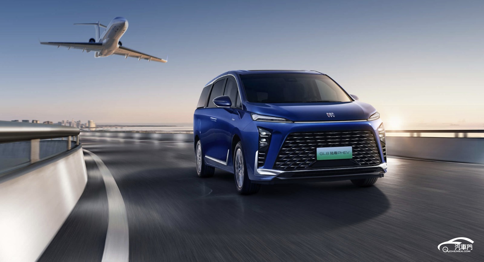 藍(lán)色的汽車

AI 生成的內(nèi)容可能不正確。