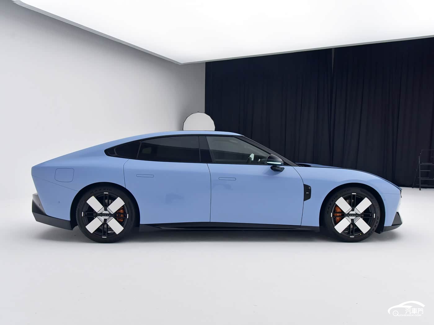 https://car2.autoimg.cn/cardfs/product/g33/M07/80/12/1400x1050_autohomecar__Chto52iKRkiAXlHBAExb38J7K7s511.jpg