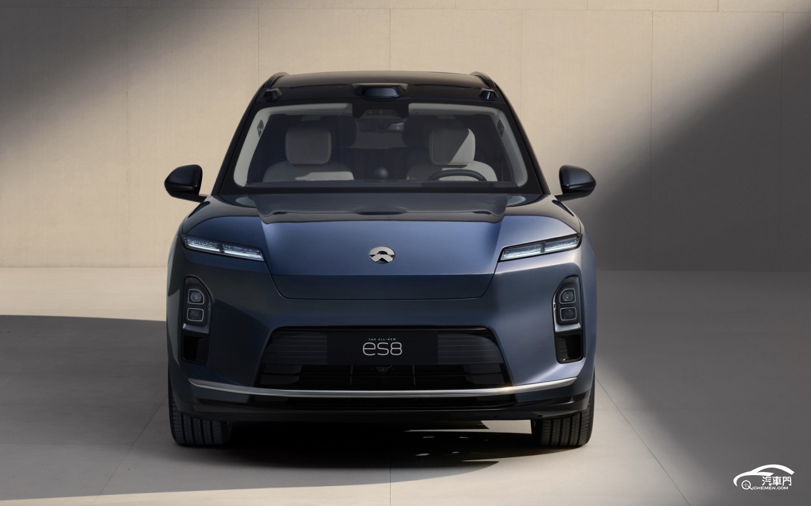 銀色的汽車

AI 生成的內(nèi)容可能不正確。