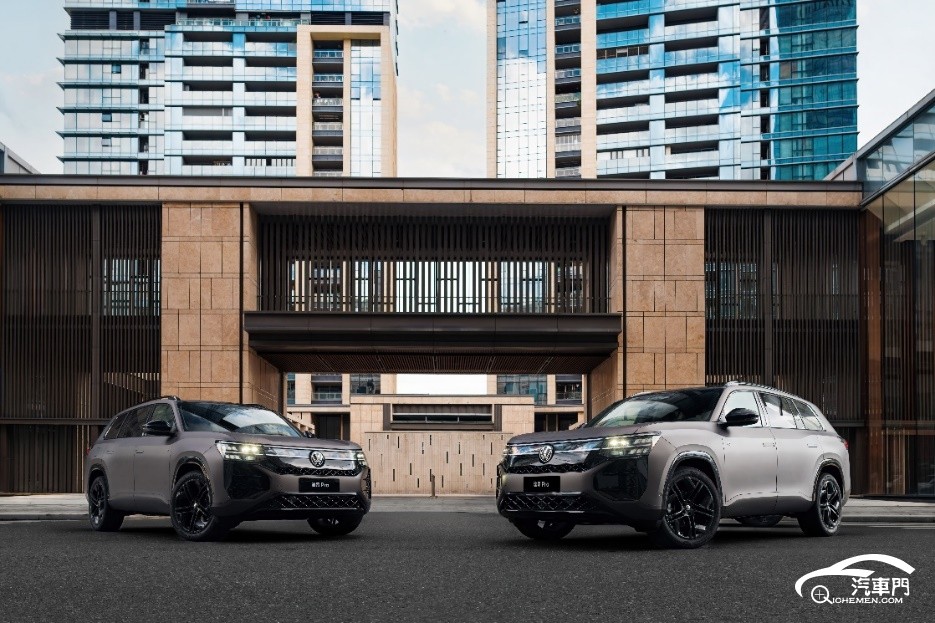 街道邊的建筑和汽車

AI 生成的內(nèi)容可能不正確。