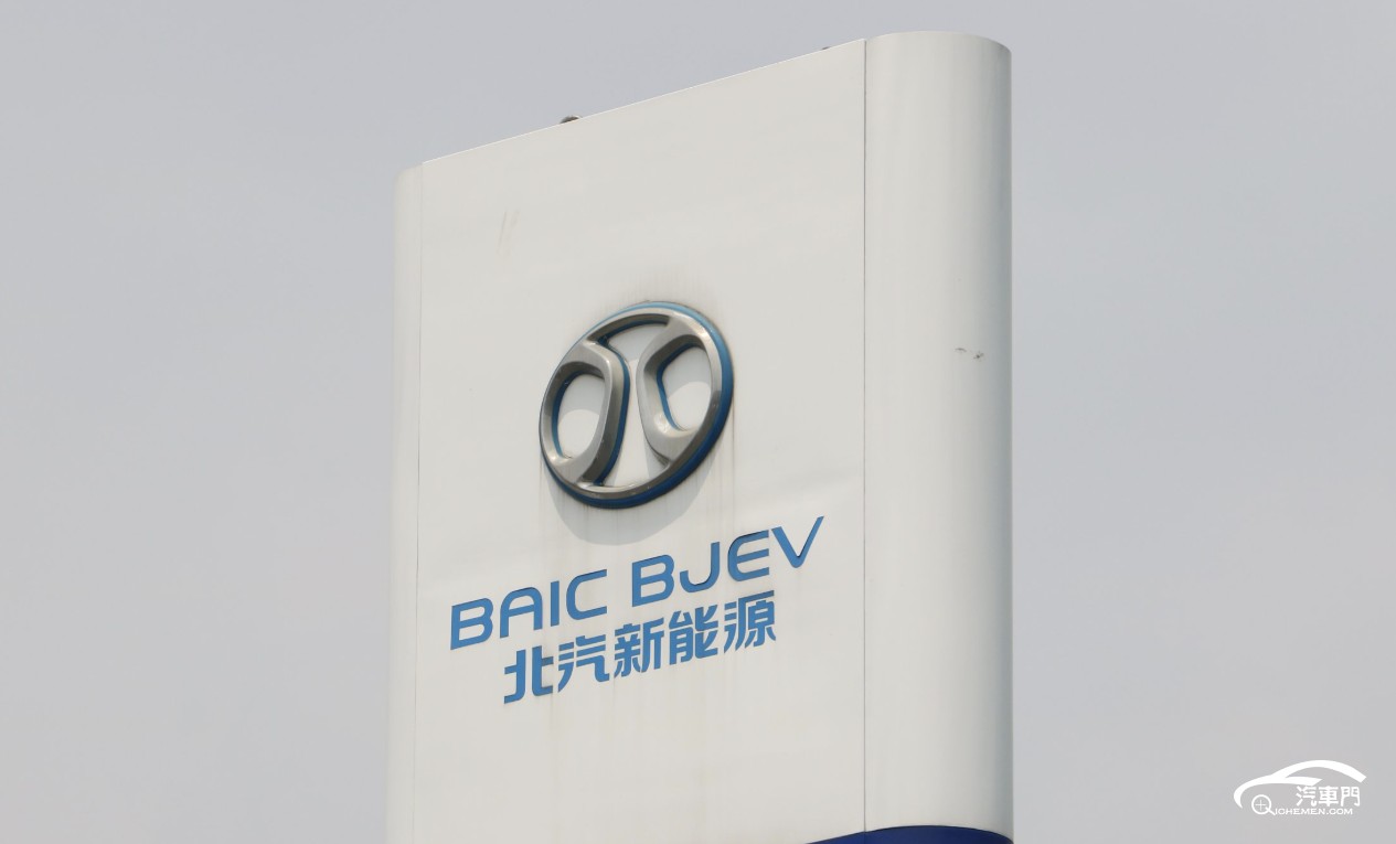 藍色的門

AI 生成的內(nèi)容可能不正確。