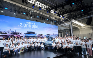 全新起點，上汽通用五菱新能源汽車第200萬輛下線