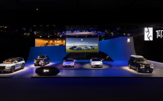 仰望登臨成都國(guó)際車展 全系車型現(xiàn)場(chǎng)演繹諸多創(chuàng)新功能