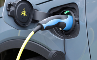 英國8月汽車銷量同比微降1.3%
