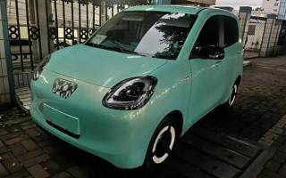 全新五菱宏光MINIEV四門版實(shí)車