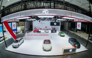 堅(jiān)持燃油新能源雙賽道發(fā)力 MG ES5&MG7 2025款亮相廣州車展