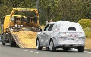 純電續(xù)航430km 小鵬首款增程車型諜照曝光