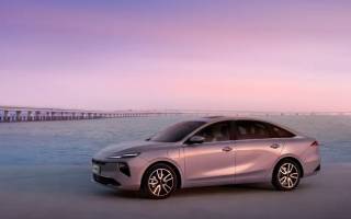 限時(shí)一口價(jià)7.98萬起 榮威D6新增霞光紫車色