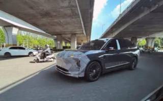 將于今年三季度上市 第三代蔚來ES8實(shí)車曝光